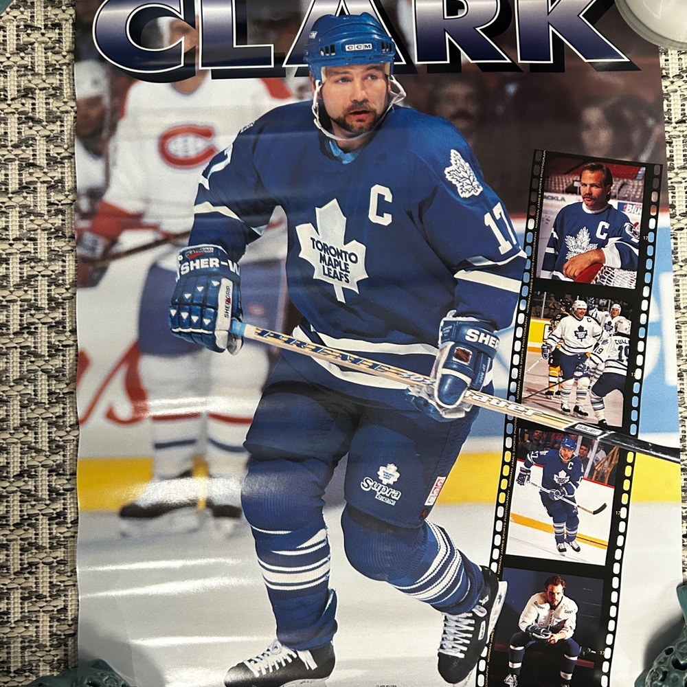 Wendel Clark Vintage Poster Toronto Maple Leafs 16”x20”